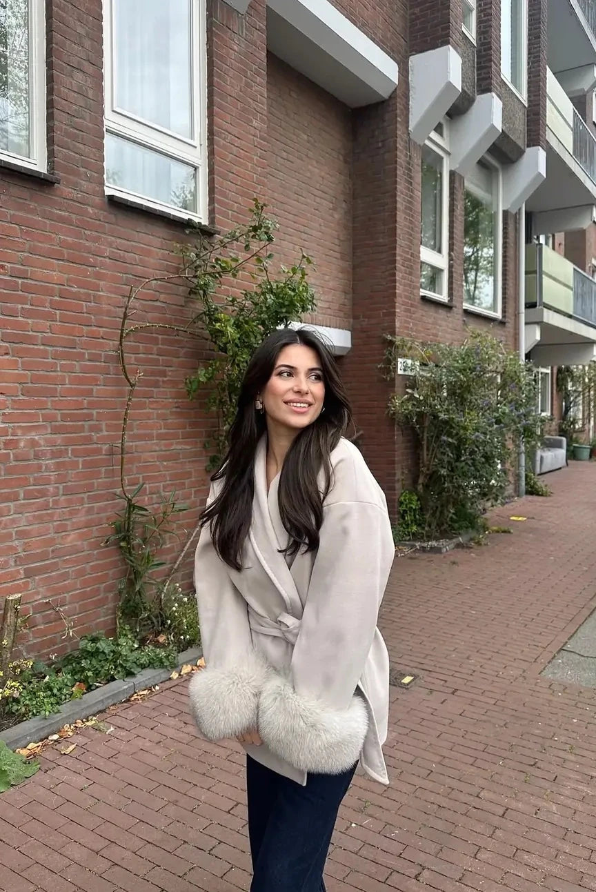 BELLA
