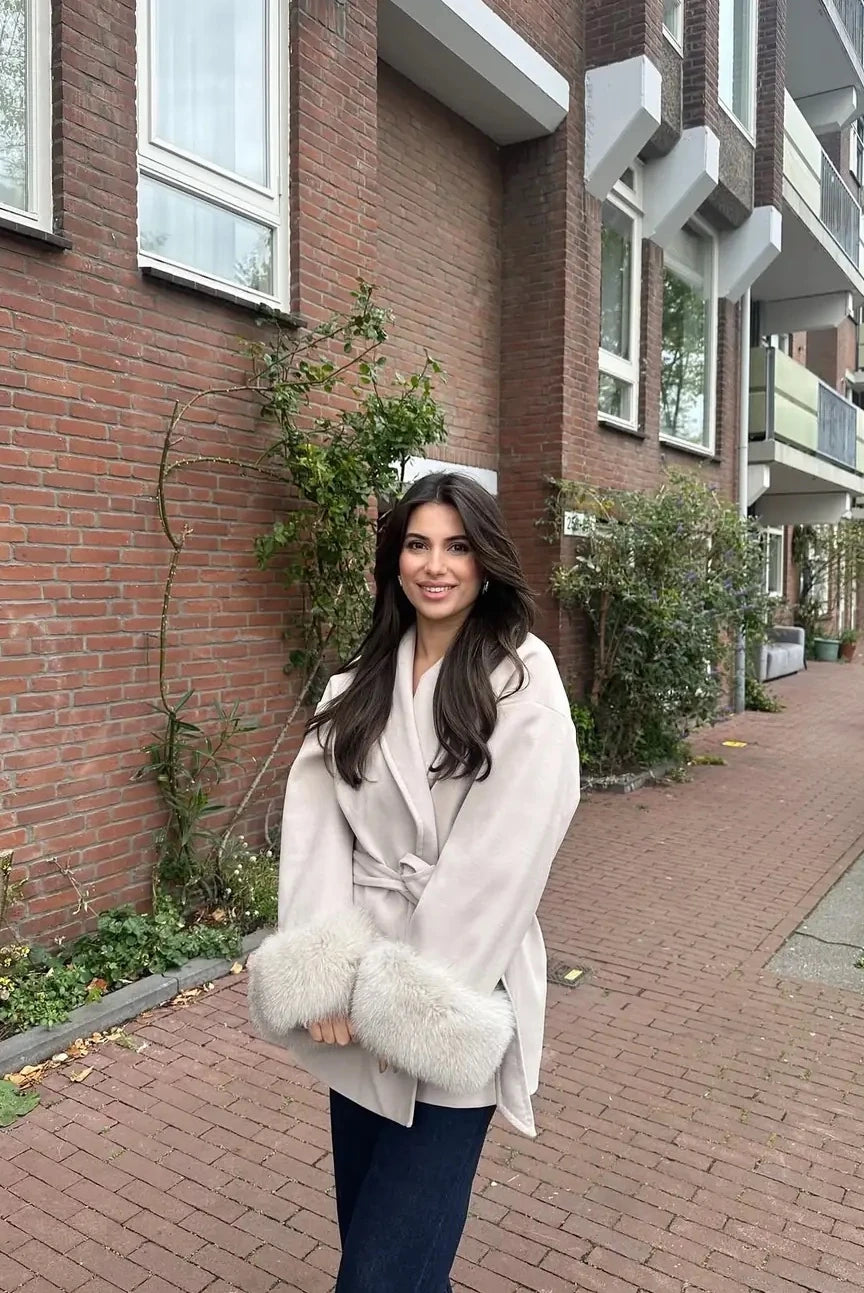 BELLA