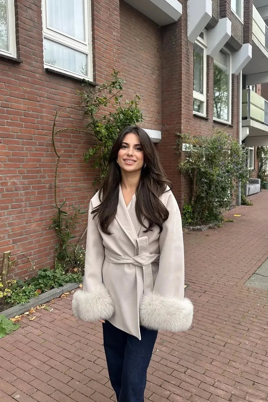 BELLA